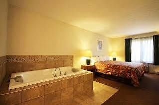Best Western Country Inn Ishpeming ภายนอก รูปภาพ